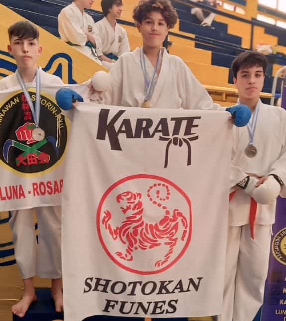 Cuatro funenses finalizaron primeros en un torneo de karate en Rosario Central